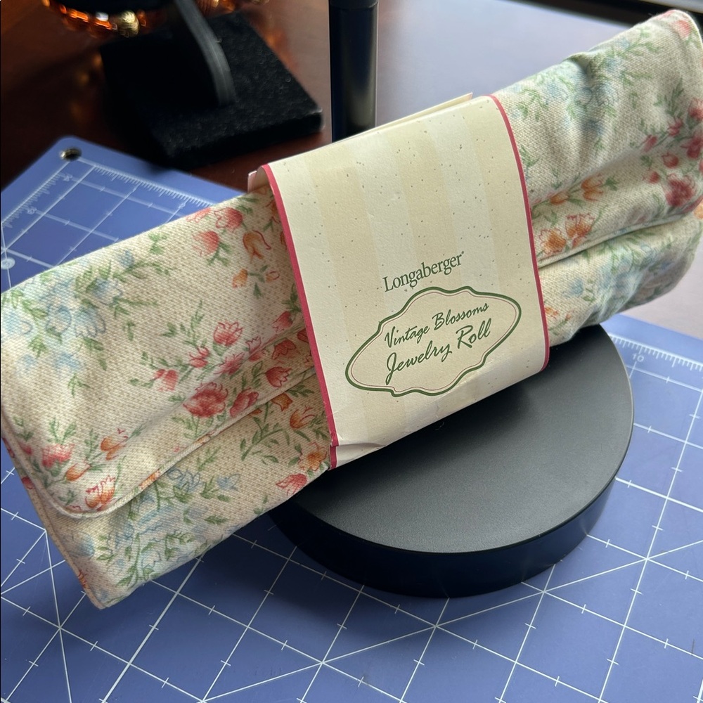 Longaberger jewelry roll vintage blossom tie with grosgrain ribbon 💯 cotton